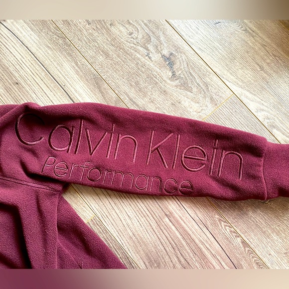 Calvin Klein Performance burgundy warm fleece full zip sweater w/ high collar - Picture 3 of 9